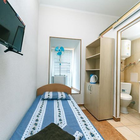 Small Room Near Independence Square Kyjev Exteriér fotografie