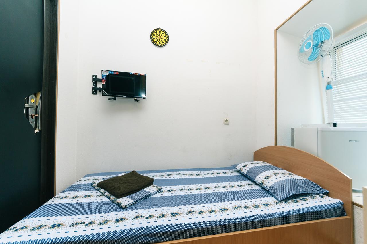 Small Room Near Independence Square Kyjev Exteriér fotografie